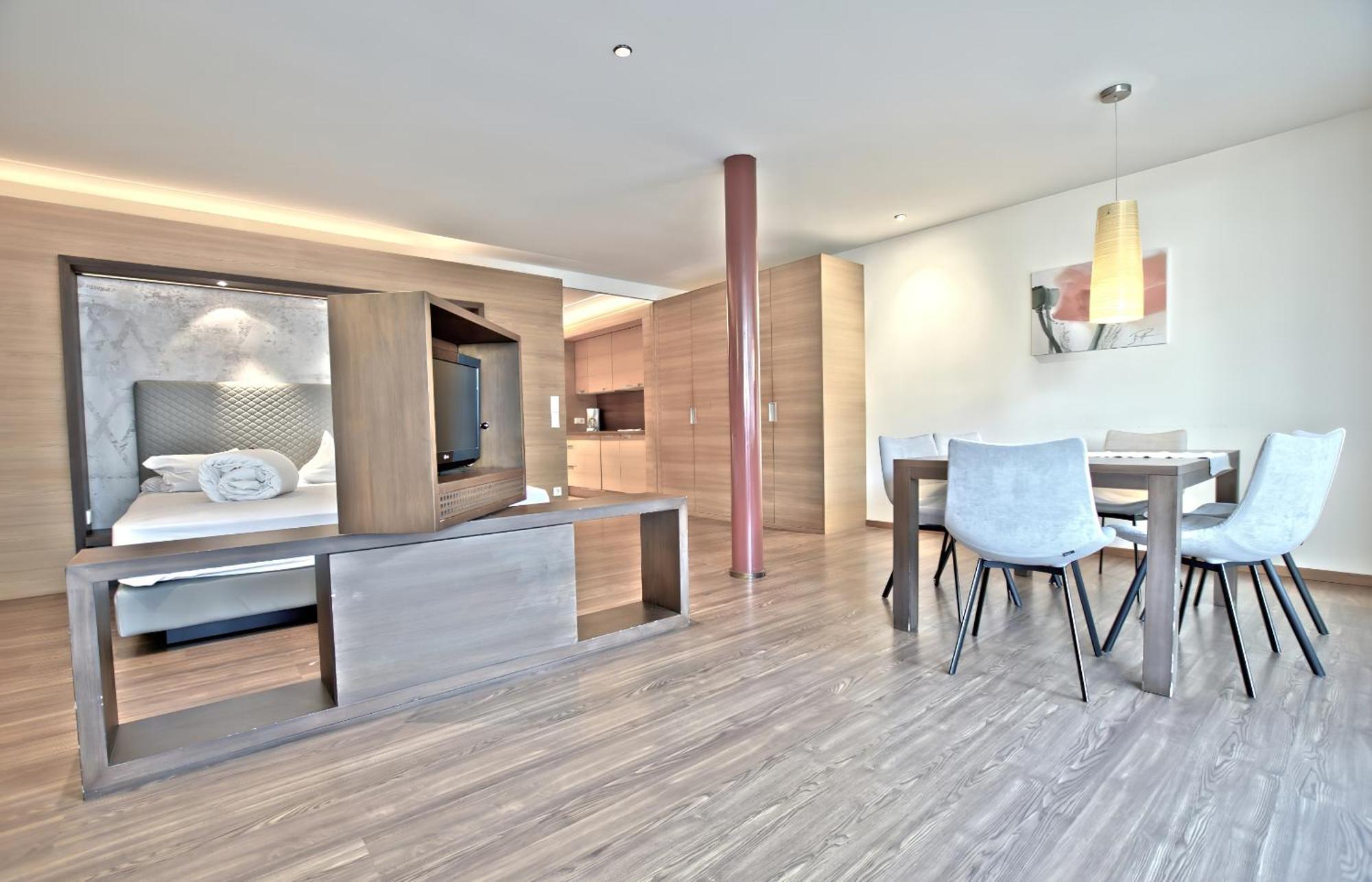 B&B Boutique Hotel Burgund Partschins Exteriör bild
